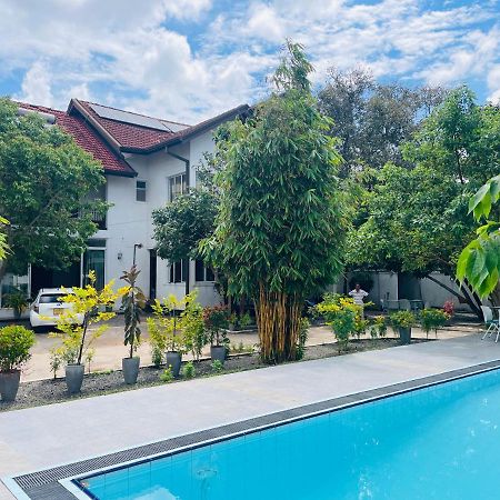 Aradhana Airport Transit Hotel Katunayaka Exteriér fotografie