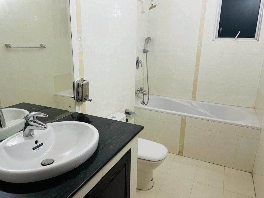 Aradhana Airport Transit Hotel Katunayaka Exteriér fotografie
