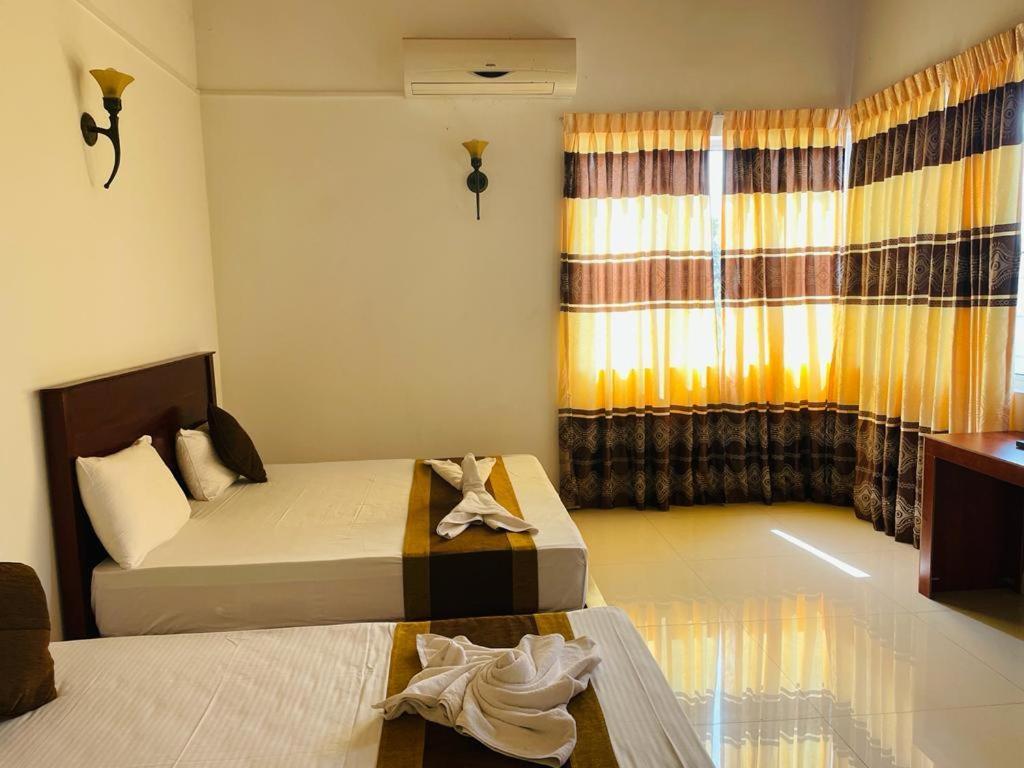Aradhana Airport Transit Hotel Katunayaka Exteriér fotografie