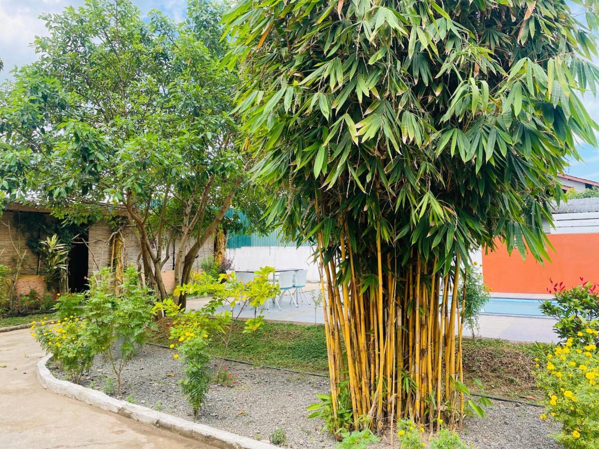 Aradhana Airport Transit Hotel Katunayaka Exteriér fotografie